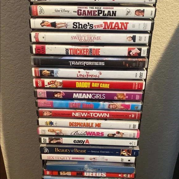 Bundle of 54 DVDs or Blu-ray movies - Picture 2 of 3